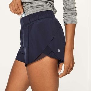 Lululemon Home Stretch Shorts 3” (Very similar style to fast and free)